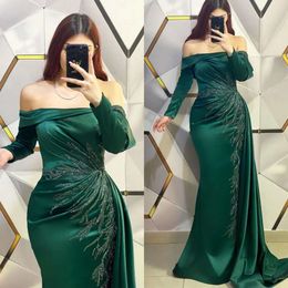 Elegante smaragd van moslimavondjurken groene schouder lange mouwen Mermaid Turkse kaftan jurk plooien kralen taille trein formele jurken voor vrouwen