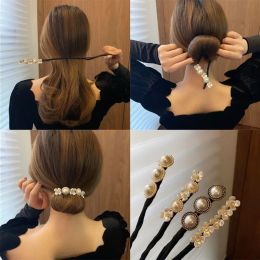 Elegante modebloem Pearl Hairpin Bun Maker Twist Hoofdband Lazy Hair Accessories Vrouwen kapsel haarstick banket