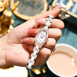 Reloj elegante a la moda para mujer, correa de reloj de cerámica, relojes de cuarzo ovalados para mujer, reloj de marca de lujo resistente al agua para mujer