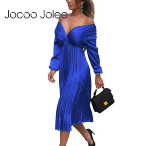 Elegante pasvorm en flare geplooide satijnen jurk vrouwen lente zomer vintage lange mouw v nek feestjurk sexy off schoudervestidos 210619