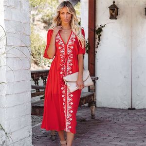 Elegante Flare Sleeve Vneck High Taille Summer Beach Jurk Plus Size Women Street Wear Red Bordidered Midi Dress Q1042 220527