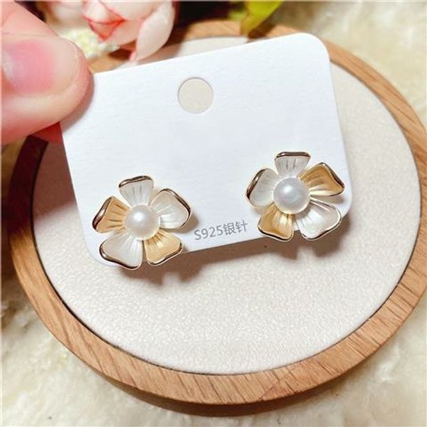 Élégant fleur Imitation perle cristal boucles d'oreilles pour femmes Style mariage bijoux accessoire Brincos gros cadeau