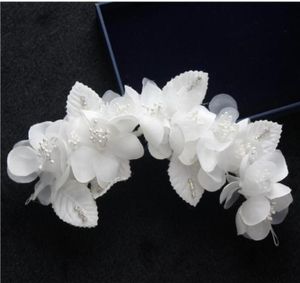 Elegant Girl Soft Pearl Short Bruid Barrettes Hair Accessoire Wedding Veil Bruil Veil Weddingaccessoires Bruiden Haardecoratie995467142