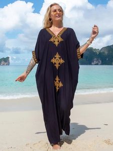 Elegant goud geborduurd Long Kaftan retro v-hals zwarte maxi jurk vrouwen zomerkleding strand slijtage zwempak bedekken Q1373