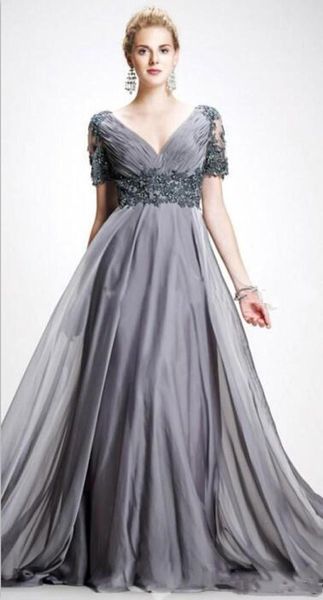 Elegante gasa gris Vestidos para madre de la novia Una línea Vestidos largos de noche formales Dios Madres Tallas grandes Cuello en V Vestido de invitados de boda Novio Mamá Ropa de baile