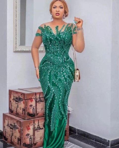 Élégant vert Aso Ebi robes de soirée 2022 manches courtes sirène satin perlé sexy glands dos avec fente robes de soirée formelles CG001