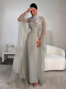 Elegante grijze dames galajurken met jasje gedrapeerd hoge hals bodycon formele jurk kralen twee stukken Saoedi-Arabische avondfeestjurken