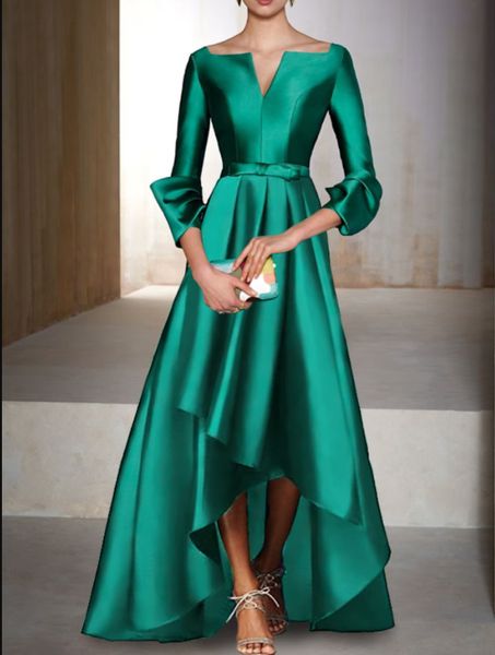 Elegante Hi-Lo Satin V-Neck Mother of the Bride Dress Satin Aysmmetrical Formal Fiest Gown Sleats La Madre del Vestido de Novia Mujeres Vestidos con bolsillos