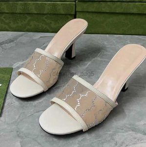 Zapatillas de tacón alto elegantes para mujer, sandalias decorativas de cristal hueco de malla de moda, zapatillas de diseñador de lujo, nuevo cuero genuino, tacones gruesos de 7CM, zapatos casuales