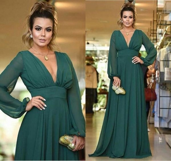 Élégant Hunter Green Une ligne mère de la mariée robes d'été en mousseline de soie sexy col en V manches longues robes de soirée formelles bal Dr5668212