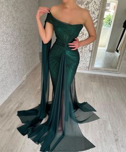 Elegante Jager Groene Schede Avondjurken voor Vrouwen Een Schouder Chiffon Tule Sweep Train Formele Gelegenheden Verjaardag Celebrity Pageant Party Prom Jassen