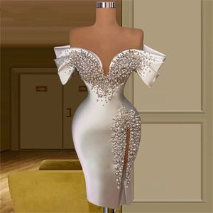 Elegante hasta la rodilla, perlas con cuentas, baile de graduación con hombros descubiertos, vestidos de mujer con abertura para vestidos especiales Ocn 322