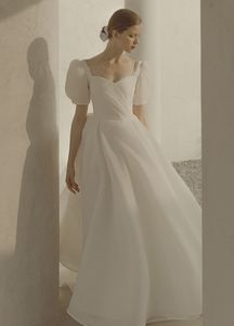 Élégant corée Simple chérie robe De mariée manches bouffantes Satin a-ligne dos nu robe De mariée Vestidos De Novia sur mesure