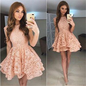 Elegante Kant Homecoming Jurken Crew Neck African Tiers Nest Zwart Jurk Arabische Korte Prom Dress Cocktail Party Club Draag Graduation