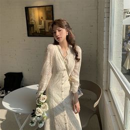 Vestido Midi elegante de encaje de manga larga para mujer, blanco de invierno, con cuello en V, coreano, primavera, noche, fiesta, Hada, 220330