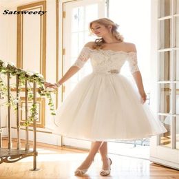 Élégant Dentelle Organza Hors De L'épaule Bateau Décolleté Demi Manches Thé Longueur Vintage Robe De Mariée Robe De Noiva210H