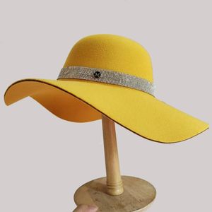Élégant dames raminestone Fedora Hat Dome Hepburn Style Party Mariage Capre Felt Hat Womens Church Hat Large Brim Bucket Hat 240325