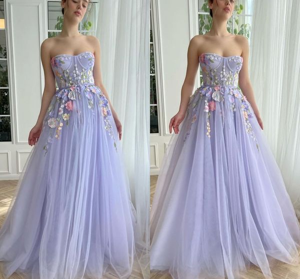 Élégant Lavande Une Ligne Robes De Soirée Pour Les Femmes Chérie À La Main Fleurs Tulle Balayage Train Occasions Formelles Anniversaire Célébrité Pageant Fête Robes De Bal