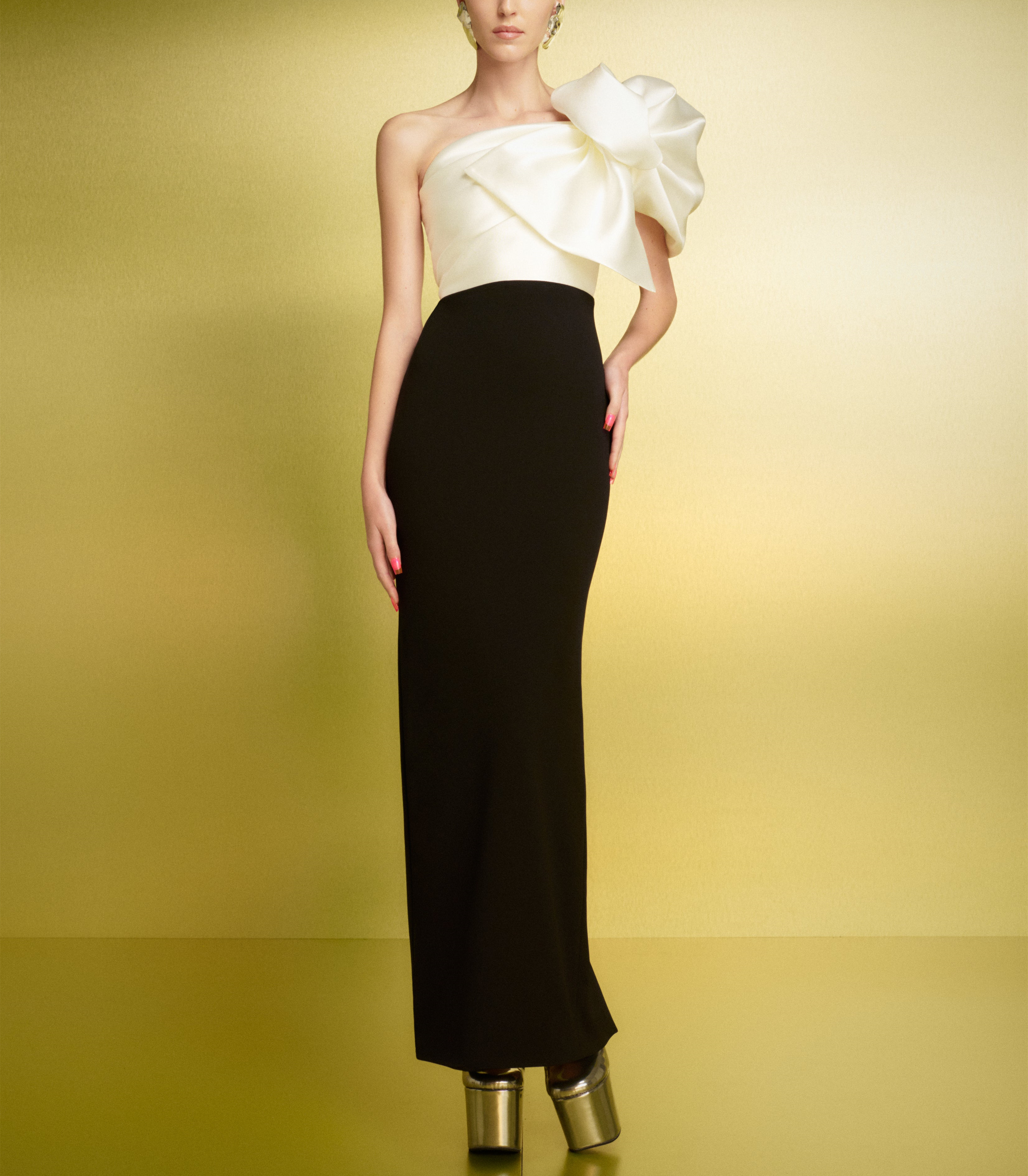 Elegant Long Black Crepe Prom -klänningar med båge/slits mantel en axel Satin Ankel längd Festklänning Maxi Formella aftonklänningar för kvinnor
