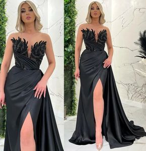 Robe de soirée arabe longue et élégante, noire, grande taille, col en V profond, dentelle perlée avec fente, sirène, balayage train, robes de soirée pour femmes