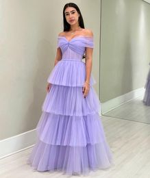 Élégants robes de bal Long Lilac Tulle avec des niveaux A-Line Off Breat Preed Pleed Floor Longle Lace Up Back Robes Prom Robes pour femmes