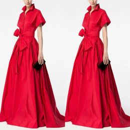 Elegantes vestidos largos de tafetán rojo para madre de la novia con lazo Una línea con cuello en V Vestidos de madrina Vestido de fiesta formal Watteau Train Vestido de fiesta para mujer