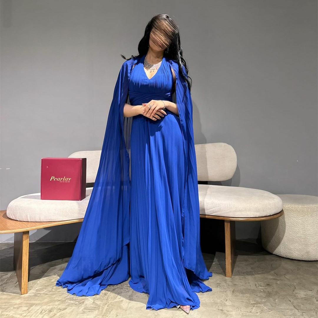 Elegant Long Royal Blue Chiffon Abendkleider mit Cape A-Line V-Neck plissierte muslimische bodenlange Reißverschlussrückzahl-Abschlussballkleider für Frauen