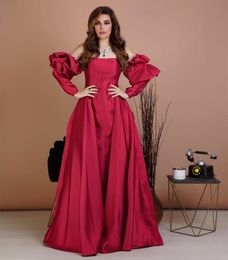 Elegante rode taft van lange mouwen Rode taft prom -jurken met spleethulde vloer lengte sweep trein ritssluiting back prom jurken voor vrouwen