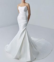 Élégants robes de mariée satin longs élégants sirène sirène ivoire plissé zipper arrière vestido de noiva trains de terrain