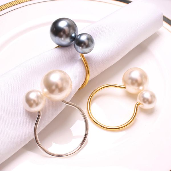 Elegantes anillos de servilleta de perlas de Metal, anillo de servilleta en forma de U de perla brillante de oro de lujo, soporte de tejido Simple para fiesta de boda