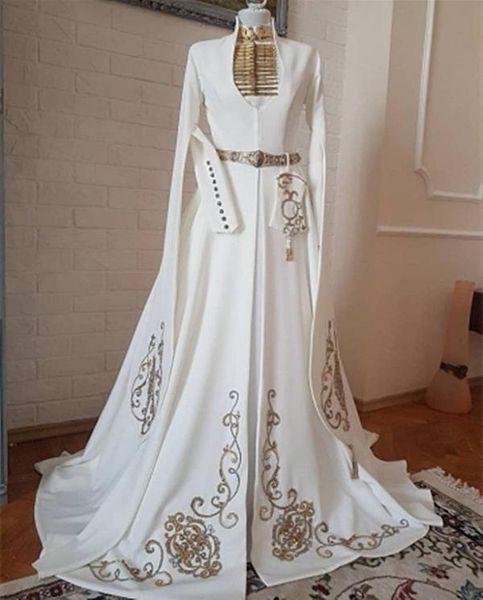 Robe de mariée caftan marocaine élégante broderie d'or col haut robes de mariée musulmane Cape à manches longues arabe Dubaï Abaya satin une ligne robes d'événement formelles