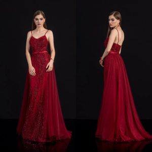 Elegante moeder van de bruid jurken spaghetti banden kanten appliques kralen avondjurken backless vloer lengte bruiloft gasten jurk