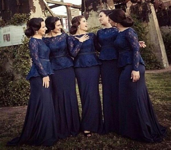 Elegantes vestidos de dama de honor de manga larga con cuello barco en azul marino con fajín Peplum Lace Sirena Tren de barrido Cremallera Fiesta de noche para niñas 2828498