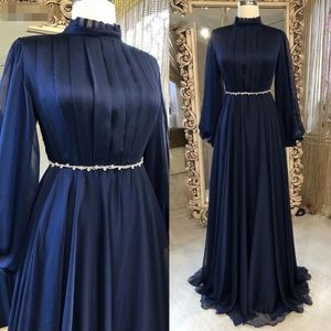 Elegante marineblauwe moslimavondjurken lange mouwen A-lijn hoge nek vrouwen formele jurken 2022 Crystal Chiffon prom jurk robes de soiree de soiree