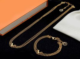 Elegante collar pulsera diseñadores de joyería de moda pulseras collares titanio para mujer temperamento joyería exquisita 1696590