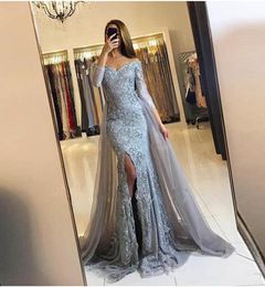 Elegant Off Shoulder Lange Mouw Mermaid Avondjurken Sexy Side Split Evening Toga Crystal Applique Kant Prom Dress