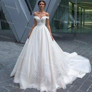 Elegant Off The Shoulder Applicaties Trouwjurken 2021 Court Train Lace Tule Country Bridal Jurken Charmant Vestidos Verano Robe Soirée de Mariage