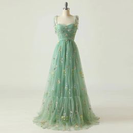 Robe de soirée élégante robes de bal vert menthe bretelles réglables brillant amour Tulle longueur de thé robe de remise de diplôme de fête de mariage 240124