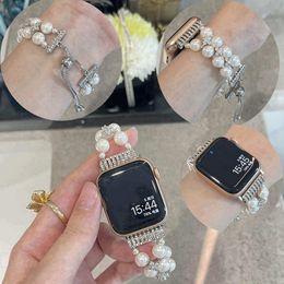 Elegante Pearl Watch Bands Strap Rose Gold verstelbare gesp voor Apple Iwatch Band 41mm 38 mm 40mm 44 mm Iwatch 5 7 8 49mm metalen diamant connector voor vrouwen Girls Gift
