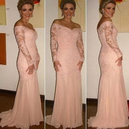 Elegante vestido rosa con hombros descubiertos para madre de la novia, manga larga, Apliques de encaje, vestidos para madres, vestidos formales para invitados de boda