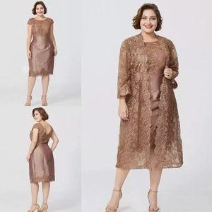 Elegante plus size kant moeder van de bruid jurken pakken met lange jas bruin lange mouwen knielengte schede moeders formele avondjurk gast bruiloft feestjes