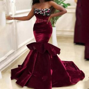 Elegante prinses Bourgundy Mermaid Prom jurk kralen bloemen Parels Formele avond feestjurken lieverd sweep trein vrouwen feest slijtage op maat gemaakt