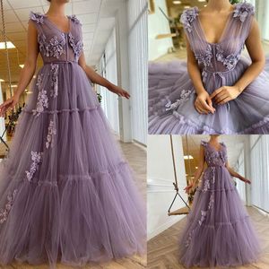 Elegante prom-jurken A-lijn V-hals zachte tule met 3D-bloemaanvragers op maat gemaakte ritsvloer lengte avondjurk plus size vestido de noite
