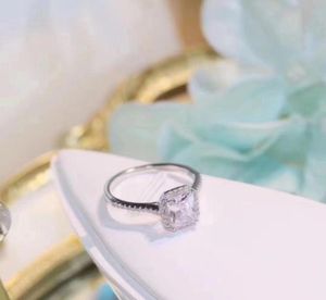 Anillos de promesa elegantes Anillo de fiesta de plata de ley 925 Anillo de boda de diamantes R ings para mujer Jewelry2549344
