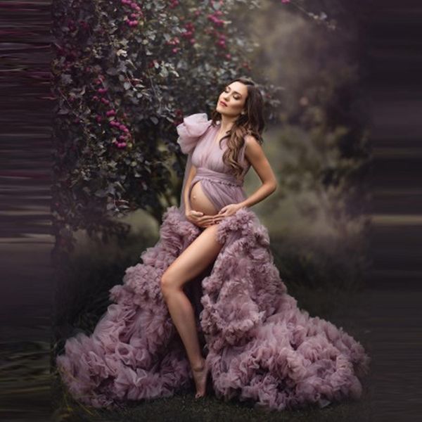 Robes de soirée de maternité élégantes en tulle violet pour Po Shoot Front Slit Open Robe de bal sans manches Châle Ruffles Cust2146
