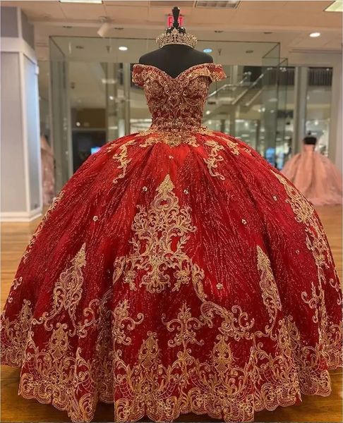 Elegante vestido de pelota con cuentas rojo vestidos de quinceanera de oro.