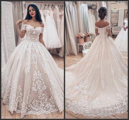 Elegante romantische nieuwe trouwjurken van de schouderkant kanten Appliques Ball Princess Lace Up Back Bridal Jurys Vestidos de Novia Up