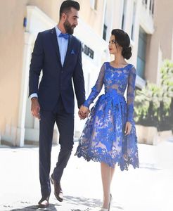 Élégants robes de cocktails bleu royal 2017 Appliques de dentelle courtes à manches longues Longueur Femme Fashion Fashion Party Robes pour la remise des diplômes5995548