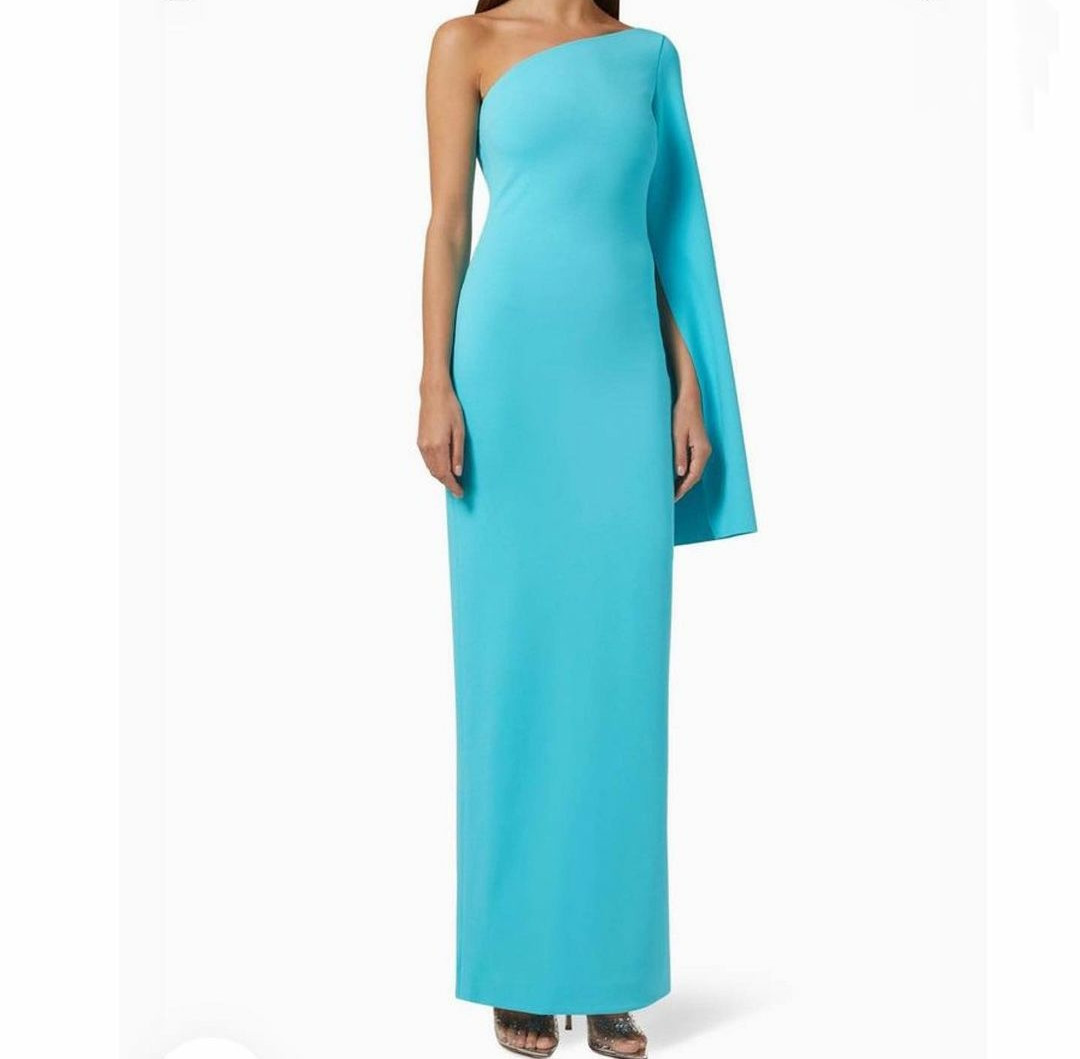 Zarif kısa mavi bir omuz krep gece elbise yarık kılıflı pileli ayak bileği uzunluğu balo elbisesi kadınlar için parti elbiseleri