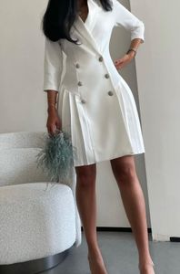 Elegant Short Crepe V-Neck Evening Dresses With Buttons A-Line Muslim Long Sleeve Pleats Zipper Back Prom Dresses Robe De Soiree Formal Party Gown for Women